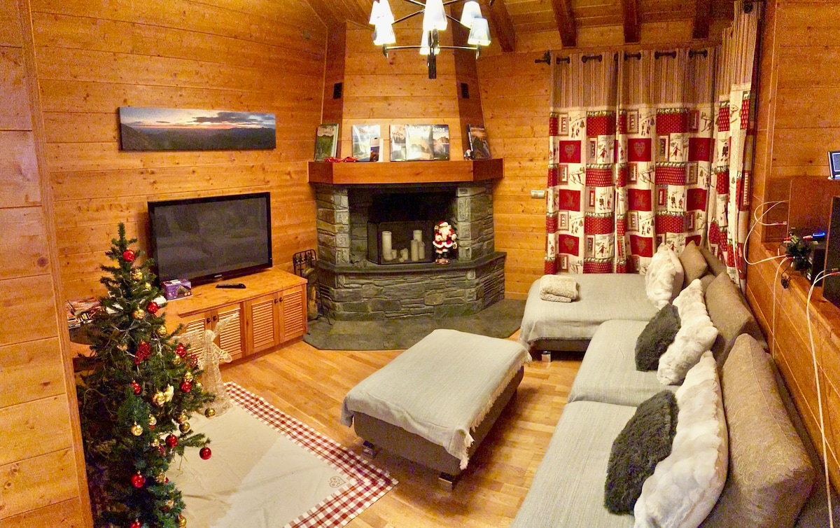 Top performing Airbnb: Les Bosquitos Chalet in Ax Les Thermes