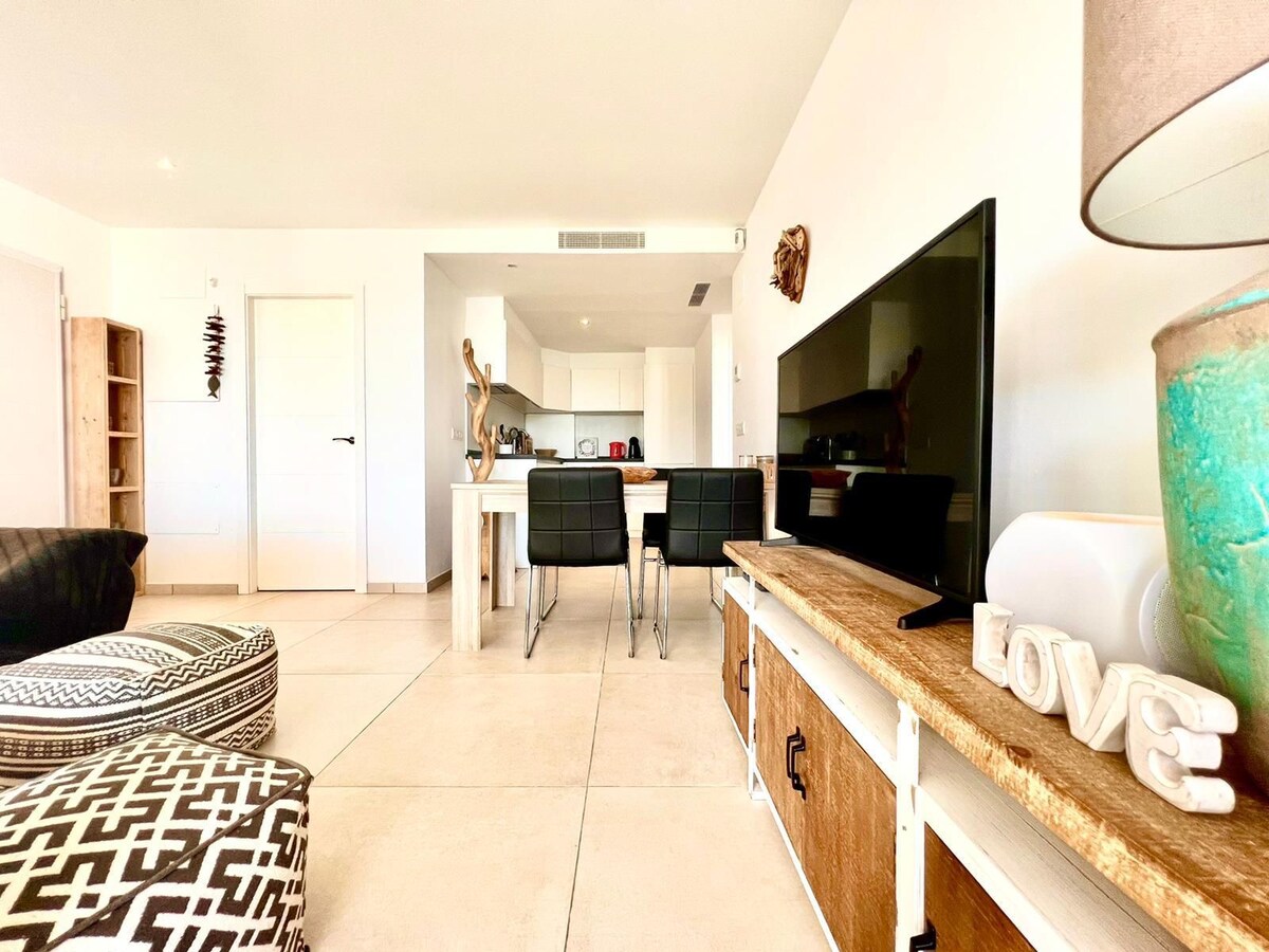 Successful Airbnb property: Cala Vadella Exotic Apartment in Sant Josep De Sa Talaia