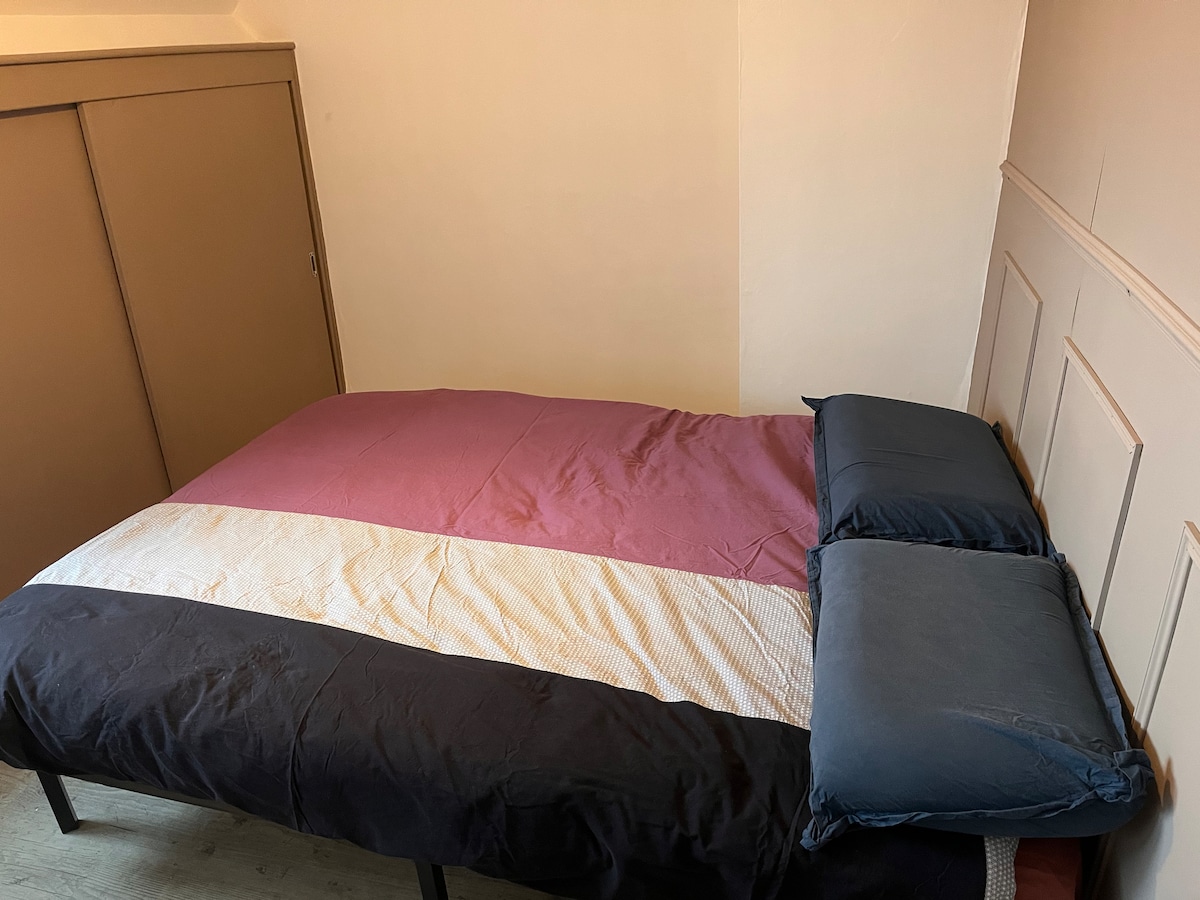 საძინებელი 3