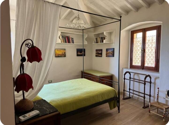 Essenza Della Toscana Autentica - San Vincenzo