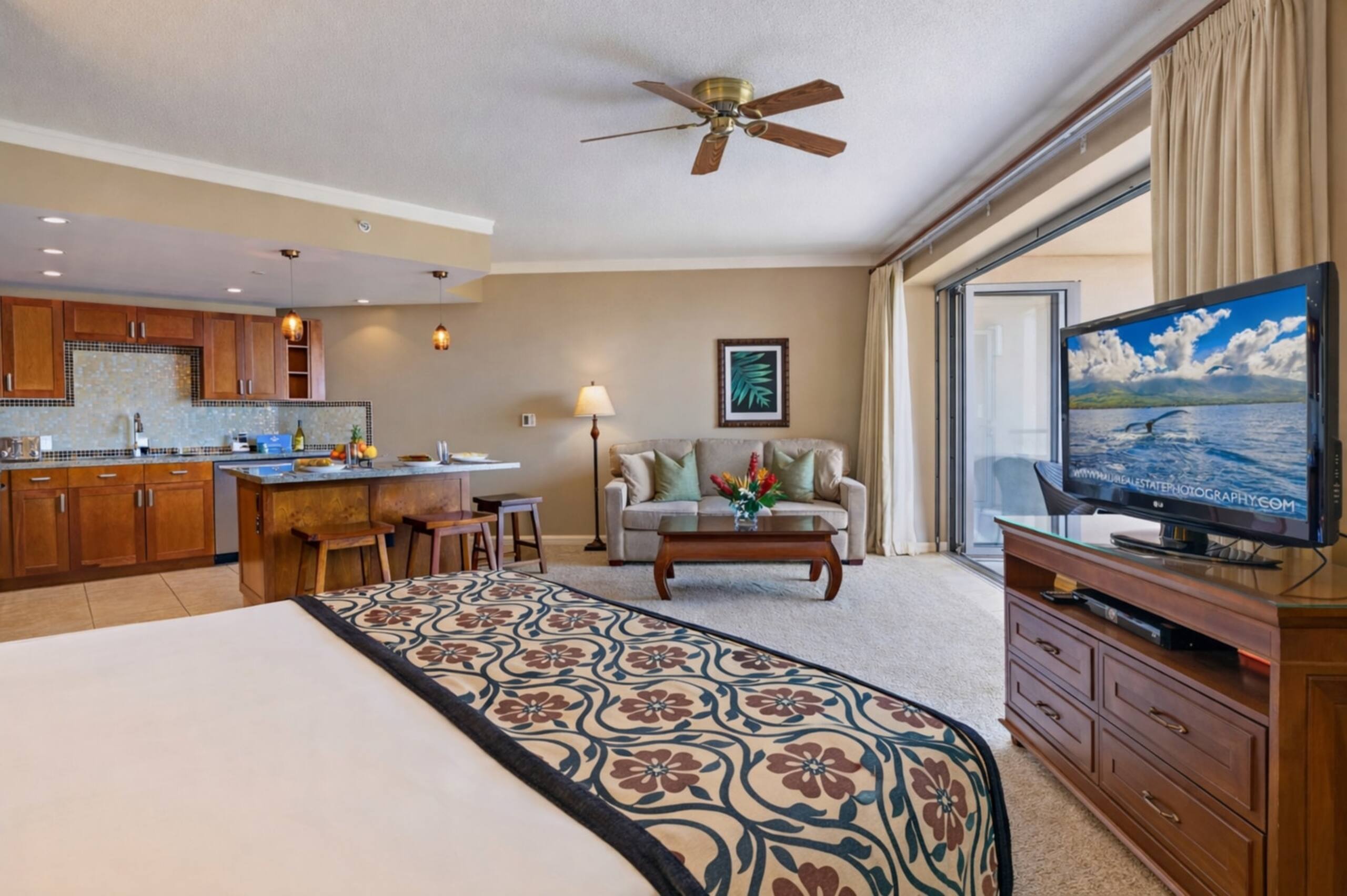 Condo in Lahaina · ★5.0 · 1 bedroom · 2 beds · 1 bath - Image 13