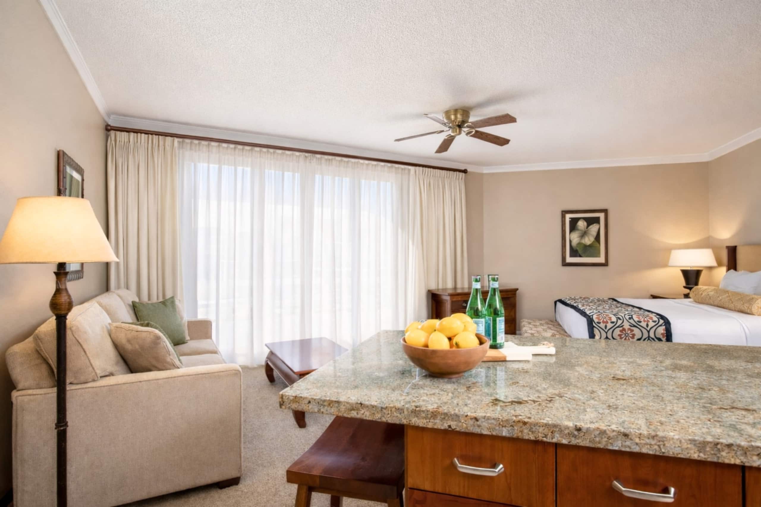 Condo in Lahaina · ★5.0 · 1 bedroom · 2 beds · 1 bath - Image 7