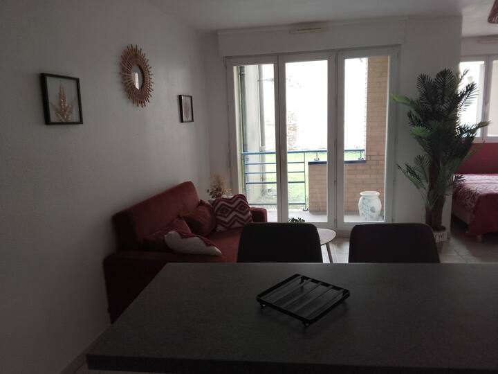 Studio Sur Les Quais Devant La Gare Sncf - Saint-Omer