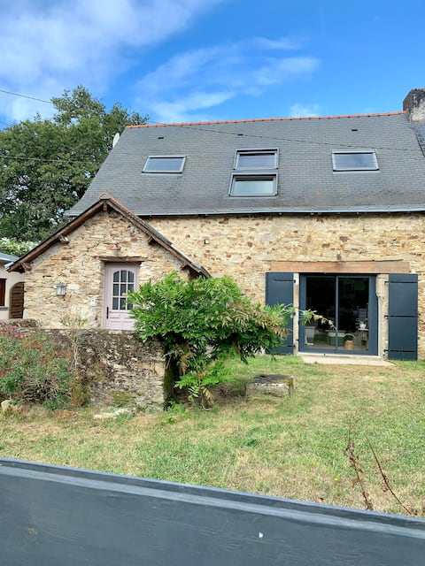 House 
Between Nantes and the Côte d'Amour