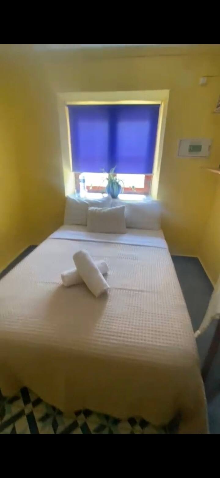Dhomë gjumi 2