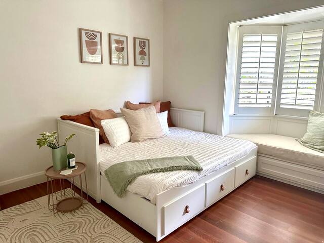 Spacious Summer Holiday Home gallery image 4