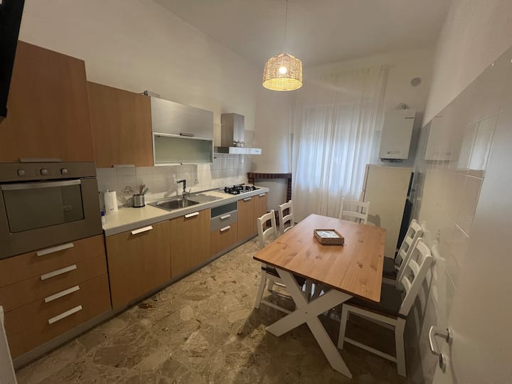 Athena Casa Vacanze-posto Auto, Ombrellone Incluso - Francavilla al Mare