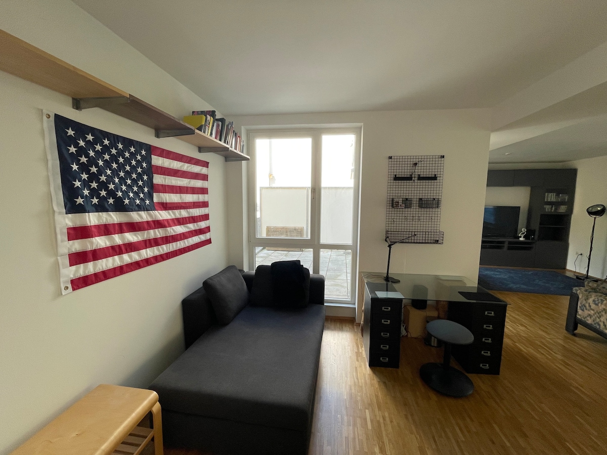 Top performing Airbnb: Quiet apartment in the heart of Munich in Westend