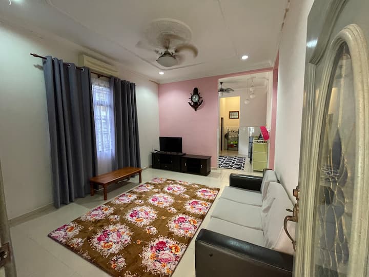 Homestay Laman Zamrud Ii - Tangkak