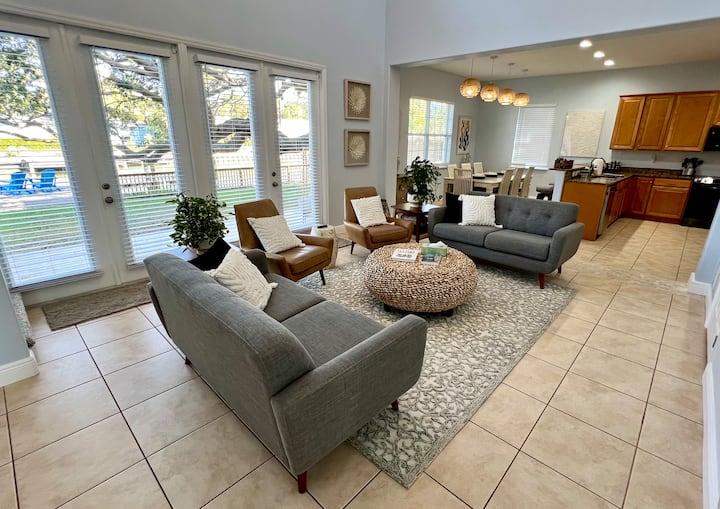 Waterfront Near Beach W\ Kayaks Hot Tub Game Room - Cocoa Beach, FL