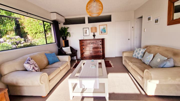 Apartment With Great Views -Near Christchurch City - Lyttelton