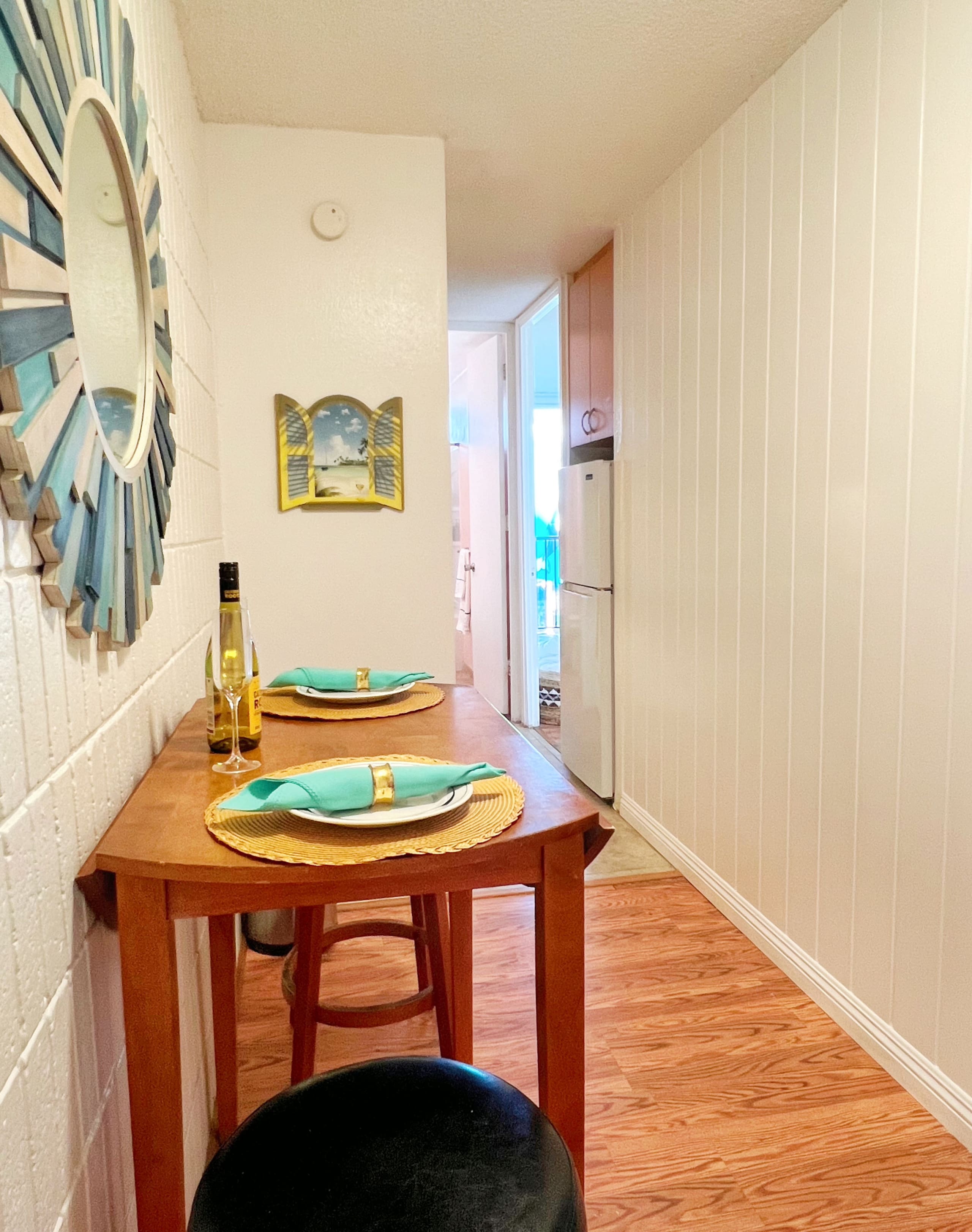 waikiki 3b/2b  Apt with 1 parking - Image 14