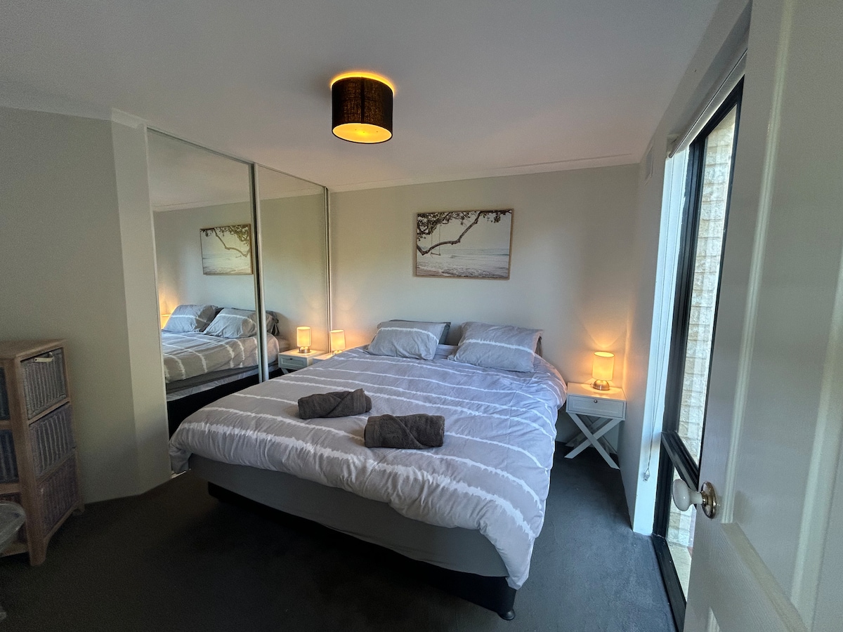 საძინებელი 1