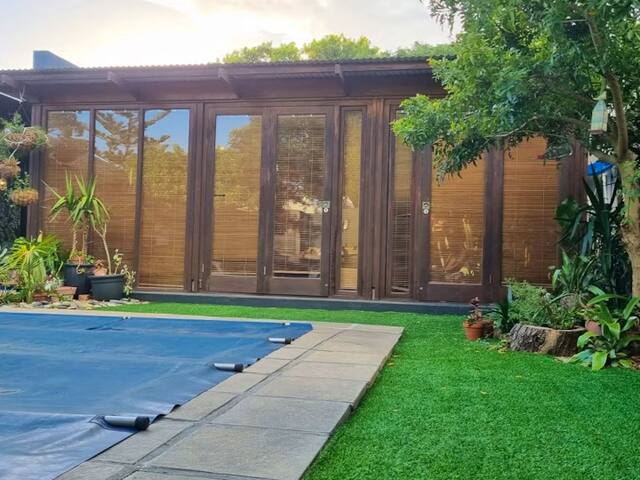 Loch Road Residence gallery image 2