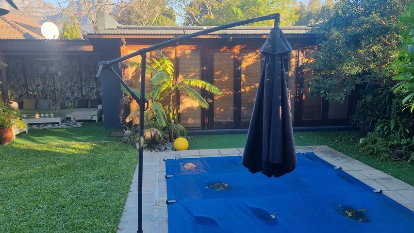 Loch Road Residence gallery image 3