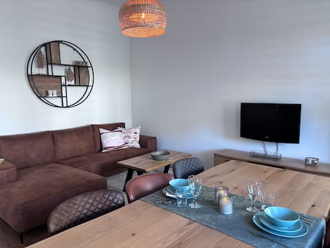Popular Airbnb listing: Stadthaus Zittau - your modern apartment in Görlitz District