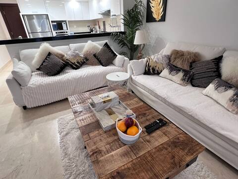 Luxurious Loft with beach Access, viva bahriya 28