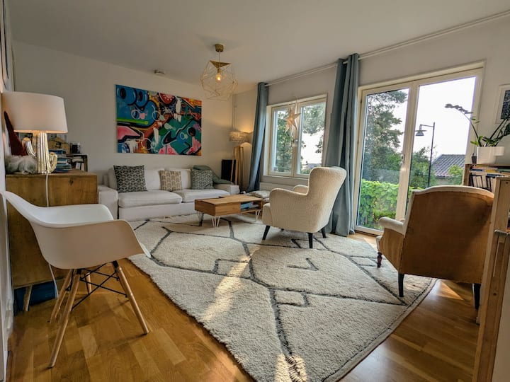 Maison Moderne Familiale Avec Grande Terrasse - Stockholm