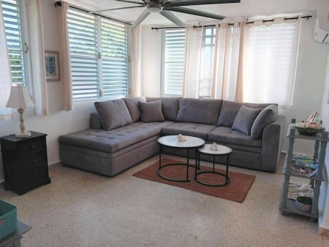 Popular Airbnb listing: Purple Sunset - Walk to Malecon & Beaches in Esperanza