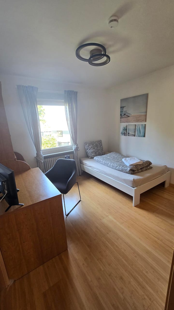 Schlafzimmer 3