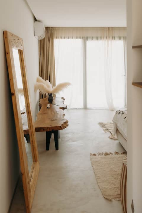 Private desert bungalow Y