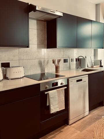 Wonderland gallery image 3