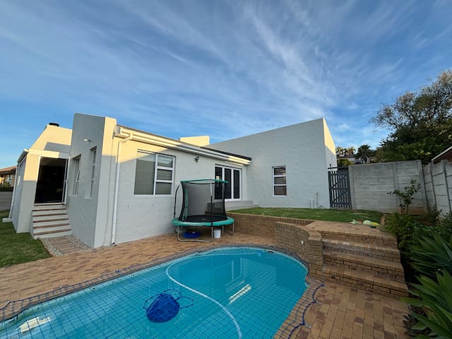 Newly renovated house with vineyard views.