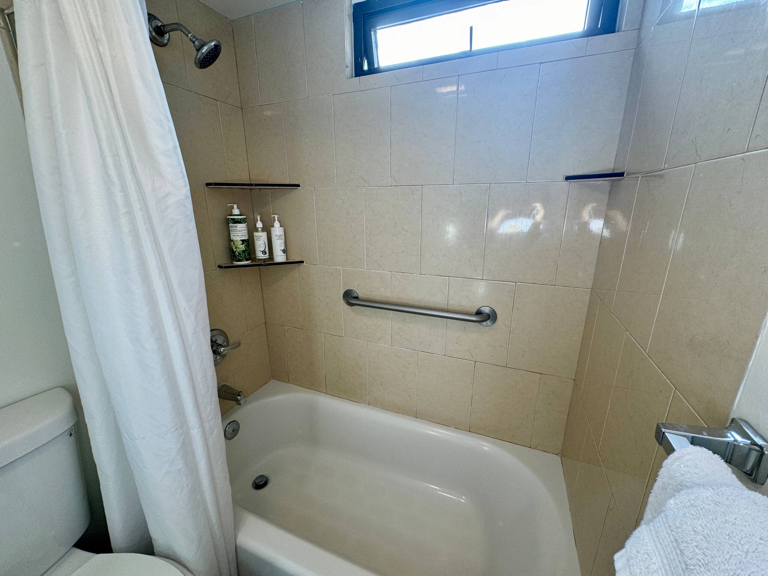 Ocean View Condo w/ Free Parking - Image 14