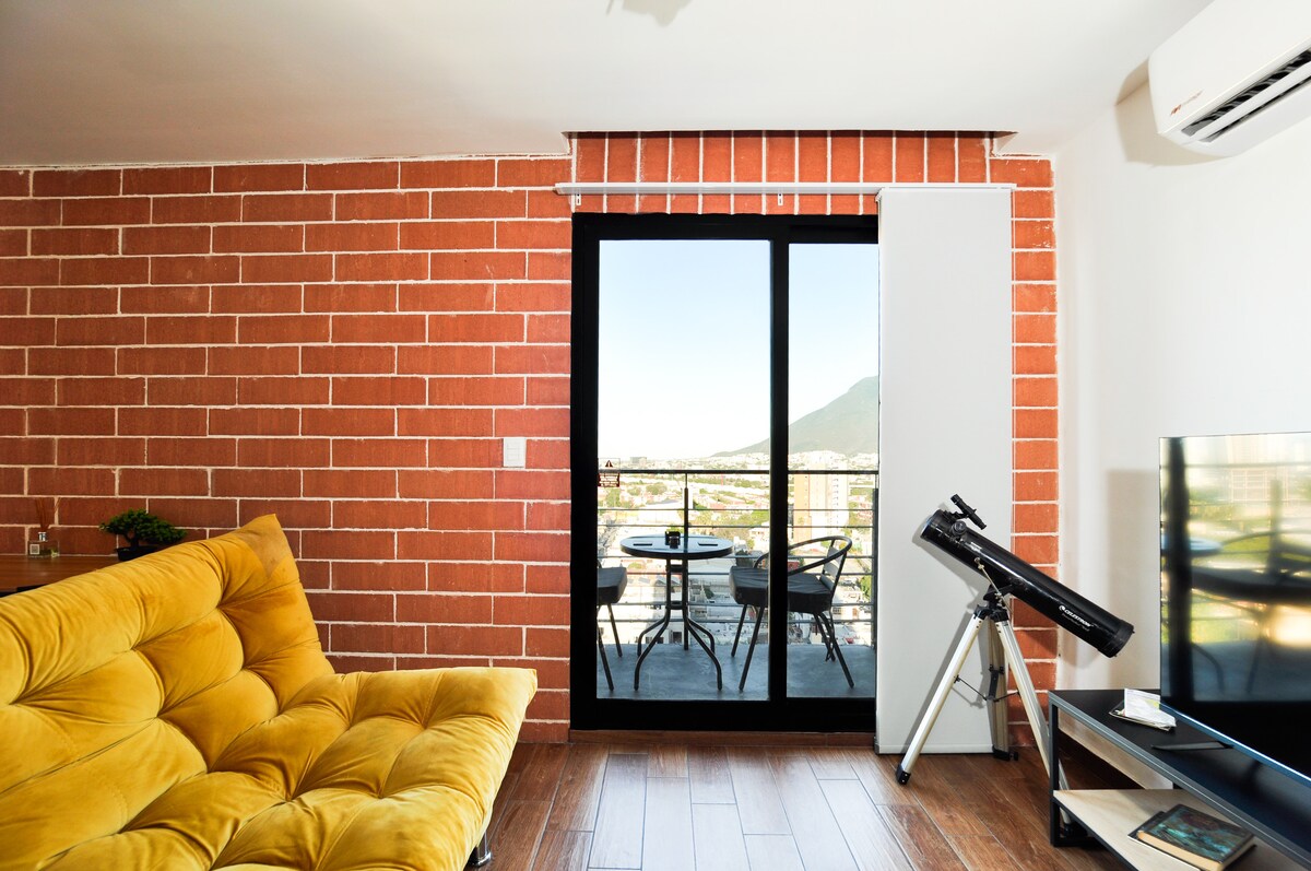 Anuncio de Airbnb popular: Downtown Monterrey Apartment en Monterrey