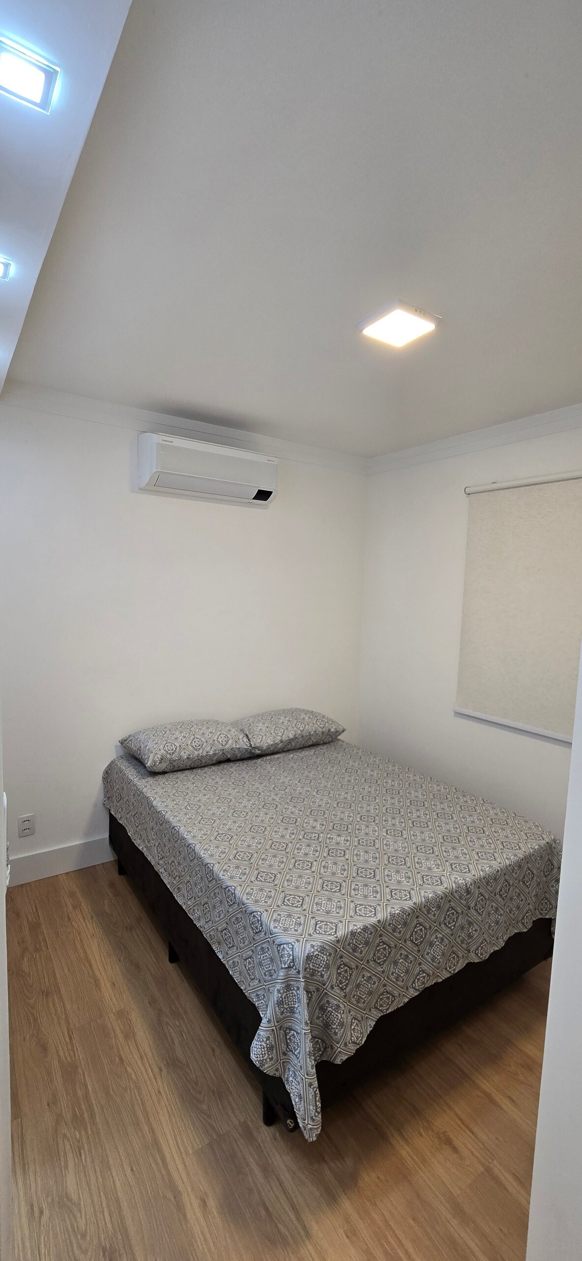 غرفة النوم 1