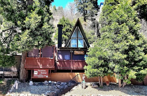 La kabanita/Lake arrowhead/Hot Tub/Tv Projector