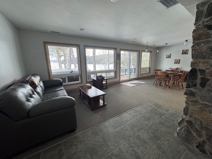 リビングルーム2