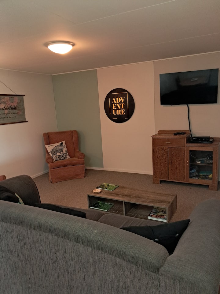 Warm, Cosy, Self-contained Cottage - Clutha River / Mata-Au