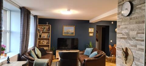 Top Airbnb: Central apartment in Tromsø with sea view in Nordre Tromsøya