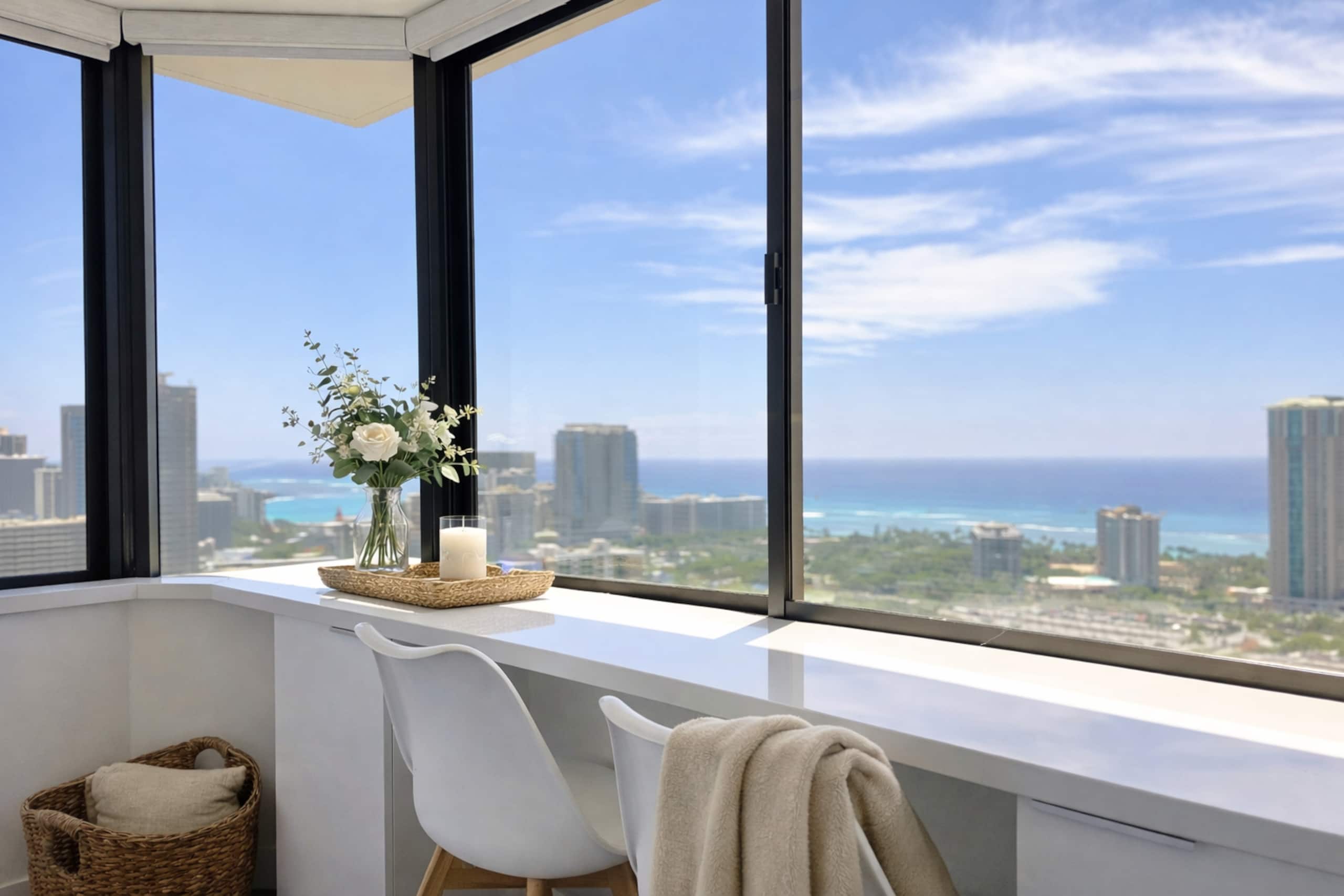 Waikiki Ocean Diamondhead : 37F Corner Panorama - Image 6