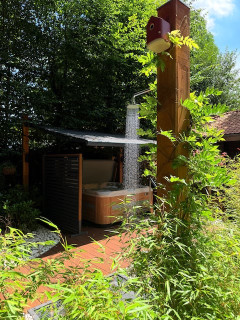Pure Verwennerij Apeldoorn, luxury suite with Jacuzzi