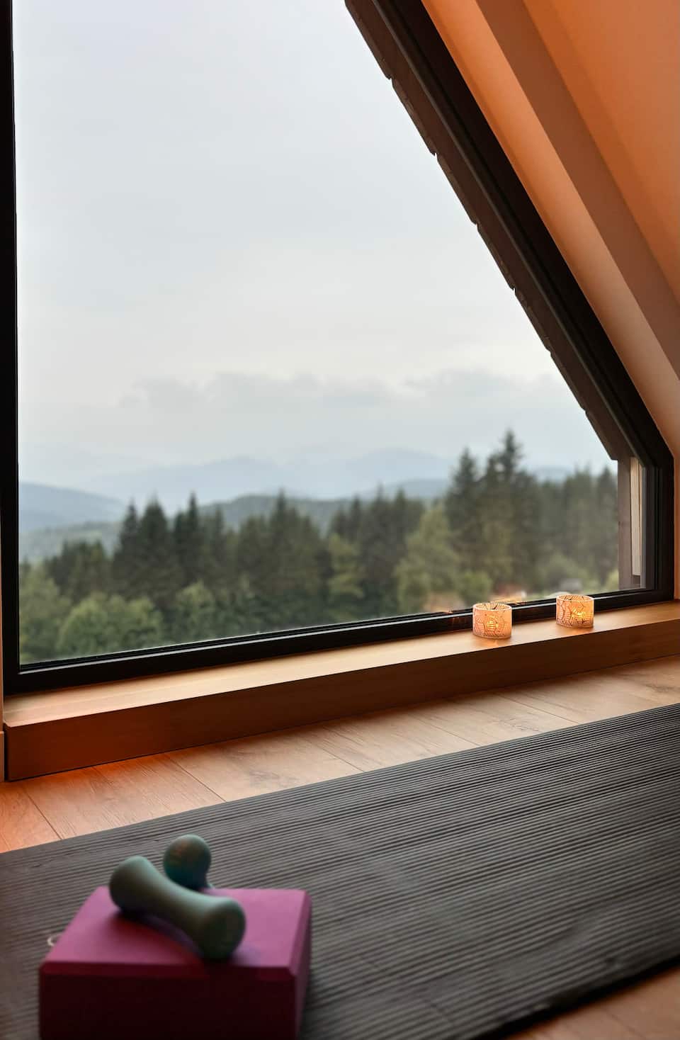 Closer to Heaven, a mountain house at 820 metres, Bogdanówka, Lesser Poland, Poland, photo 9 of 10