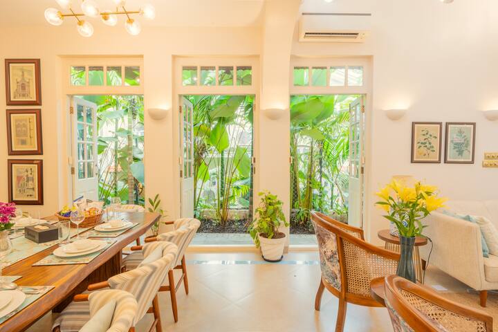 Living room image 10