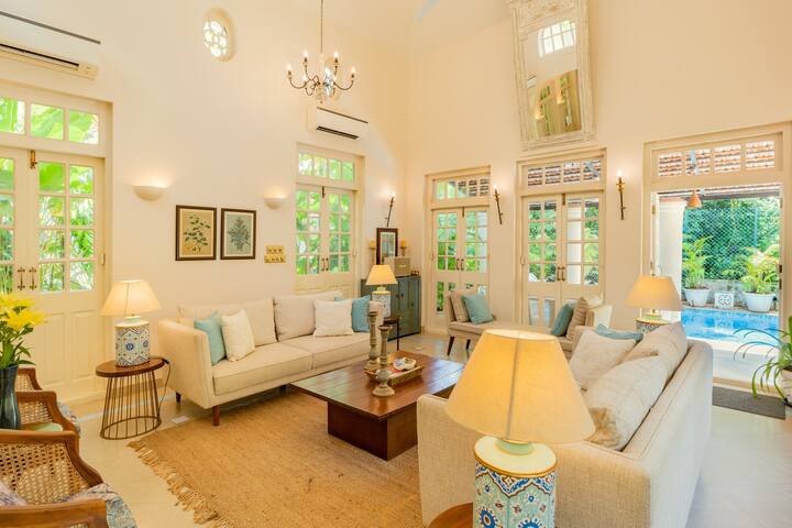 Living room image 2