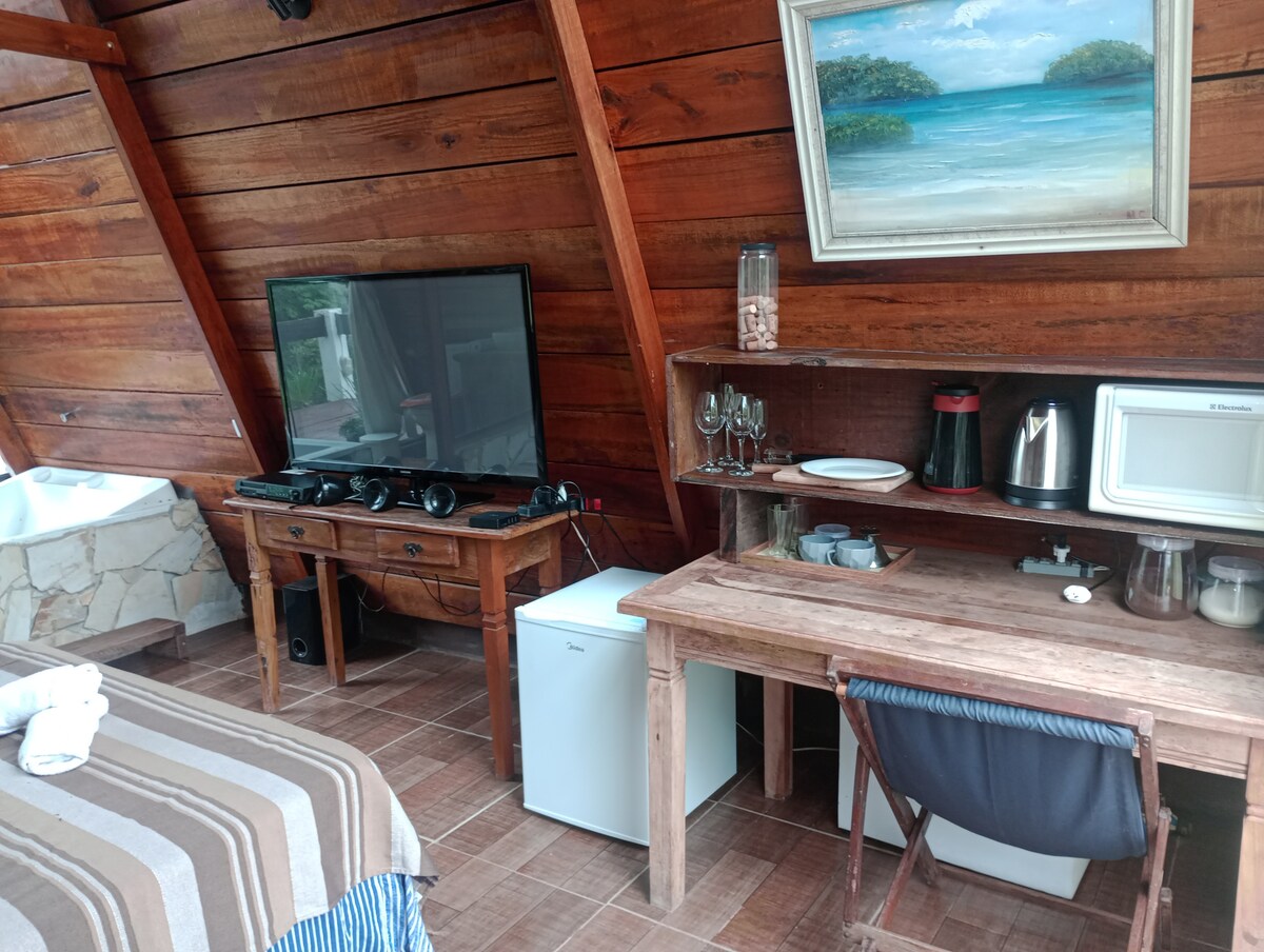 Anúncio popular: Cozy rustic cottage em Guararema