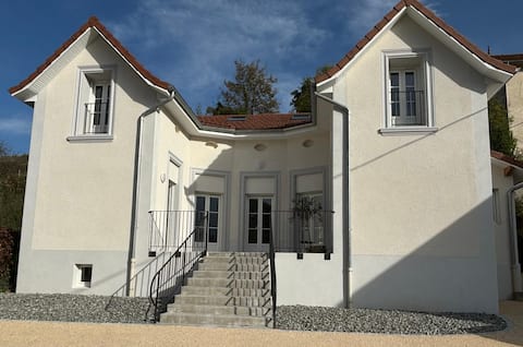 House 
Year 1930
- A country feel -