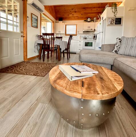 Reflections Ocean Front Cottage gallery image 3