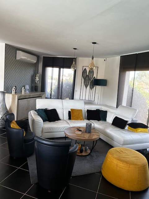 House with heated pool