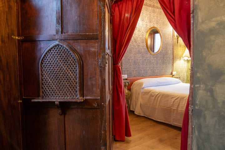 საძინებელი 1