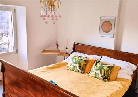 Comfortable house for 6 adults and 2 babies