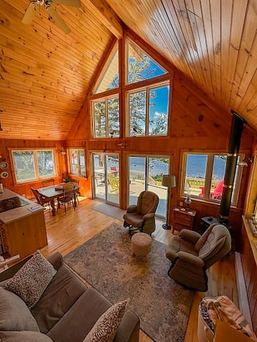 Stunning River View!