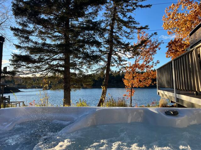 Stunning River View! gallery image 4