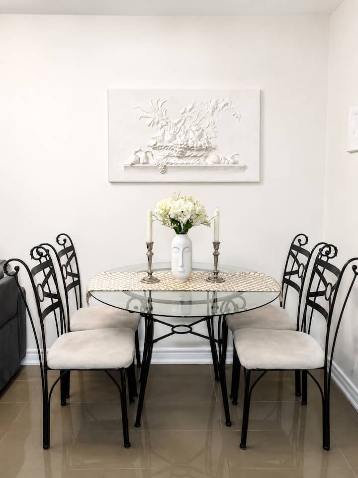 Toronto-2 Bedroom 4 Bed Wifi& Parking Urban Escape - Toronto