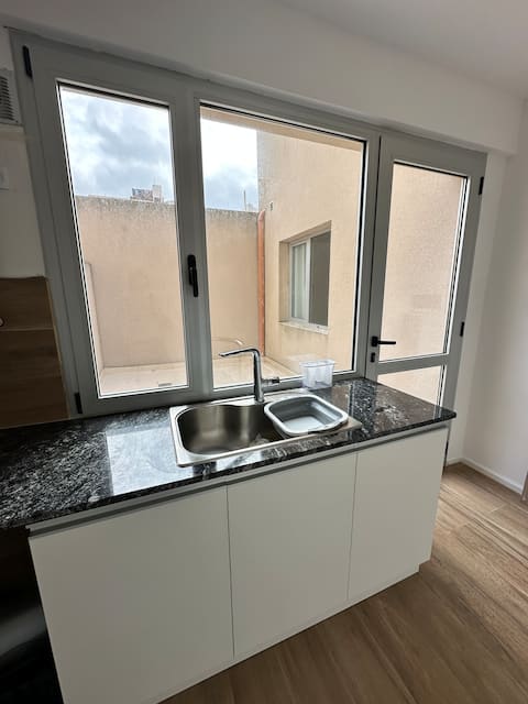 Top Airbnb: Impeccable oceanfront apartment. in Necochea