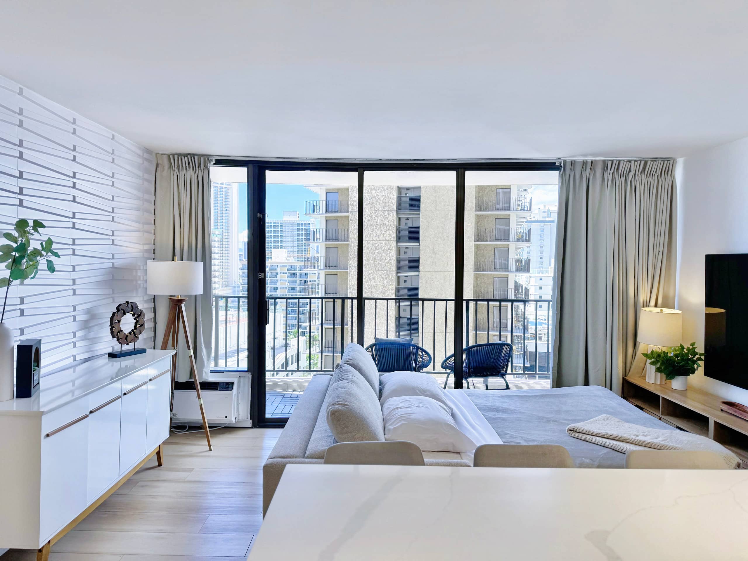 Modern & Chic Premium 1BR-Waikiki Beach w/Parking~ - Image 7